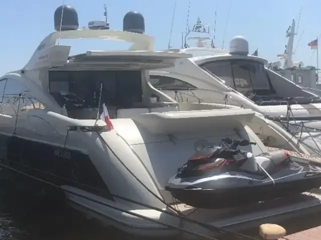 Azimut 68 S