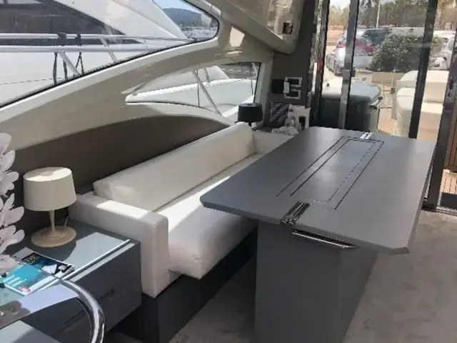 Azimut 68 S