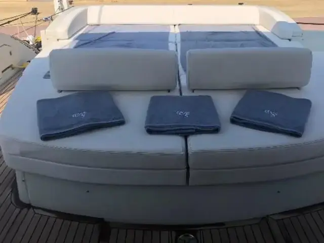 Azimut 68 S