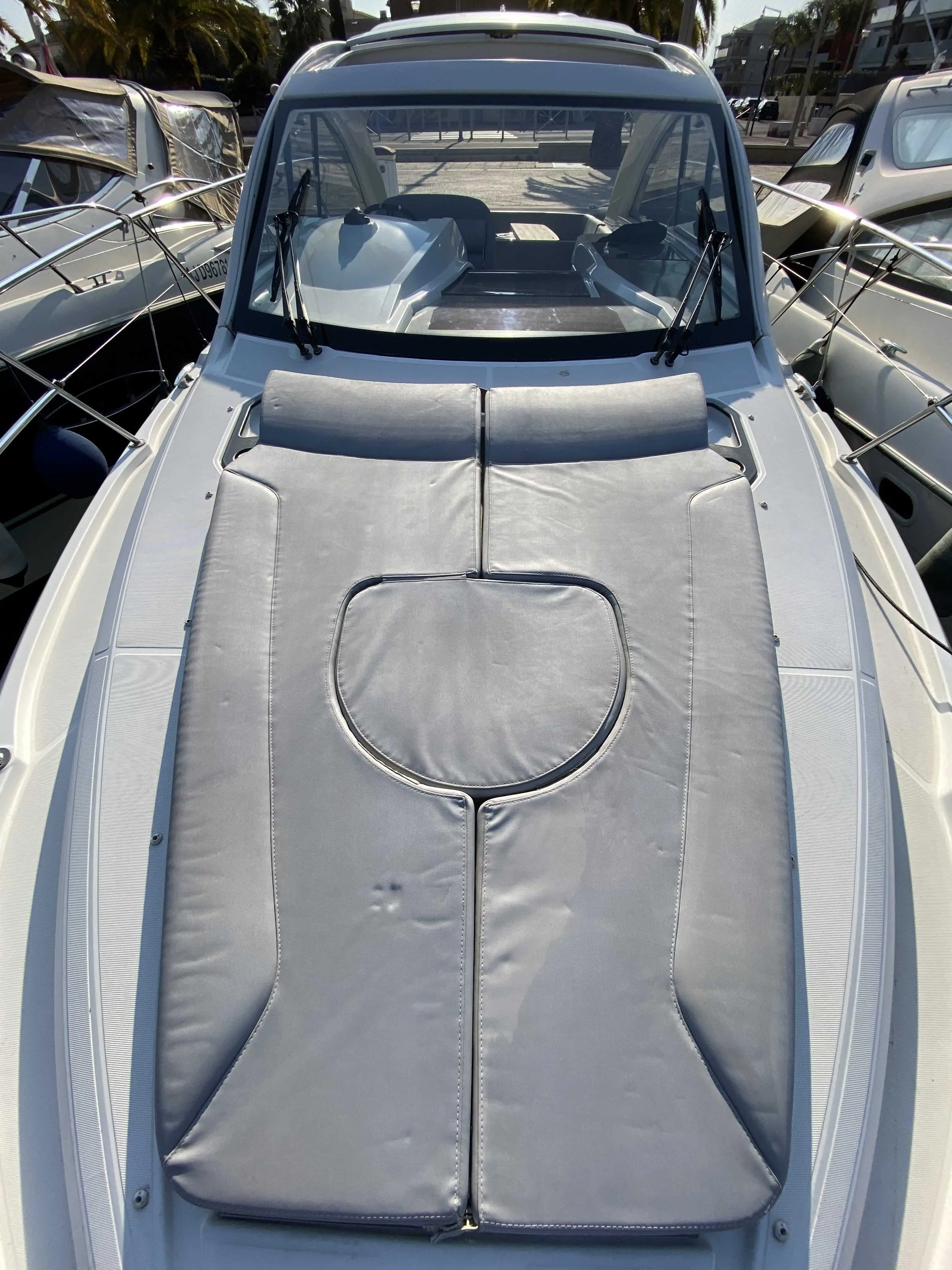 2011 Beneteau flyer gran turismo 34