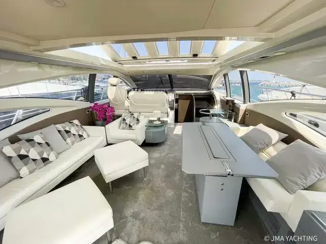 Azimut 68 S