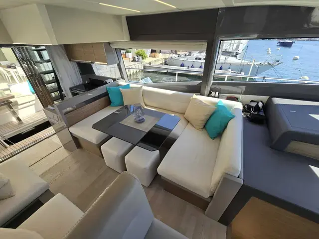 Ferretti Yachts 450