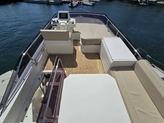 Ferretti Yachts 450