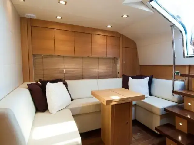 Sunseeker Portofino 48