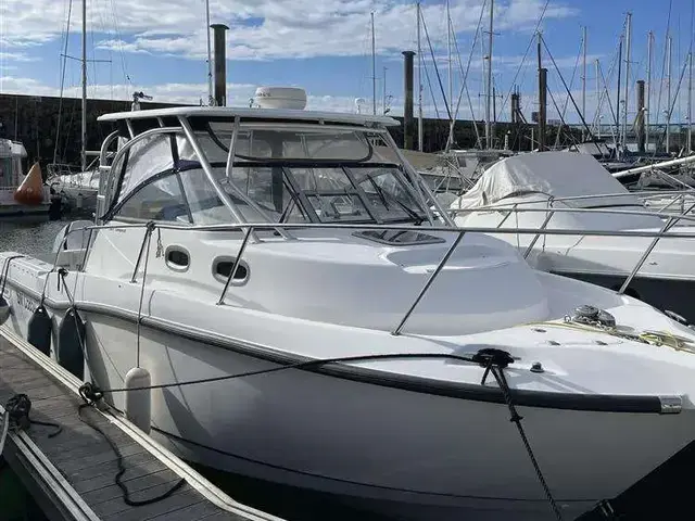 Boston Whaler 305 Conquest