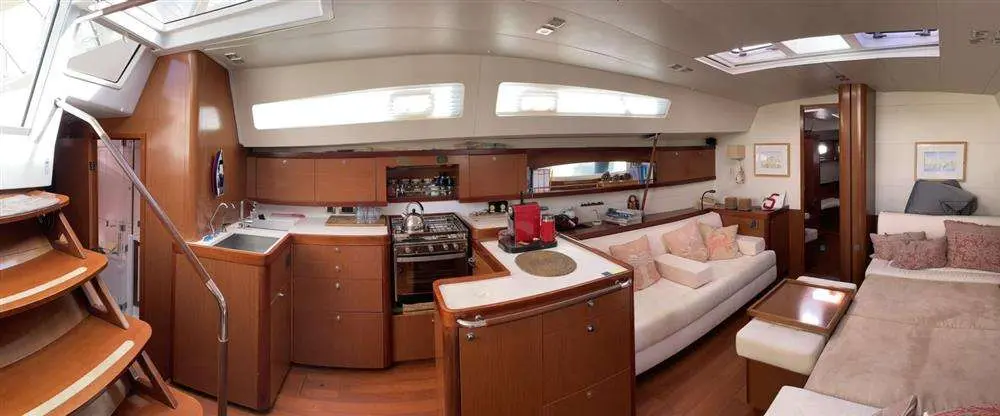 2010 Beneteau oceanis 58