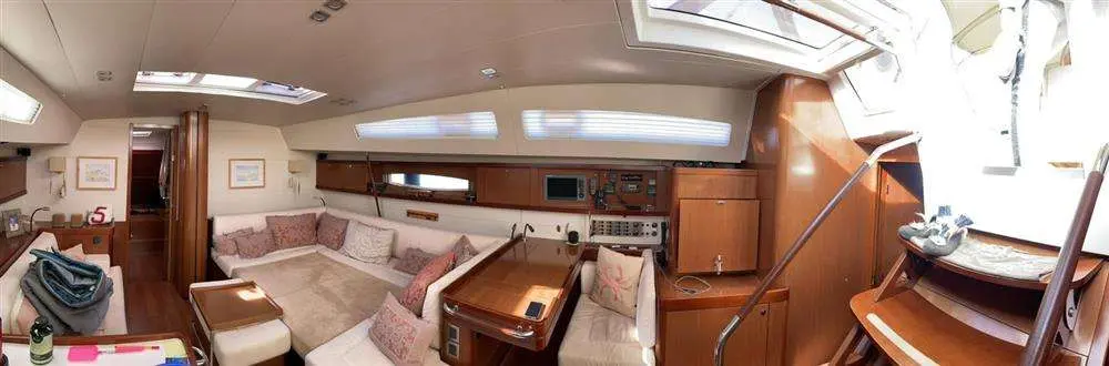 2010 Beneteau oceanis 58