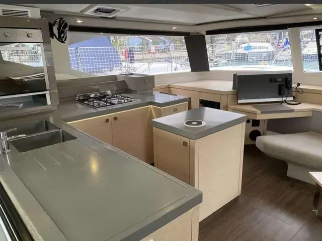 Fountaine Pajot Saona 47