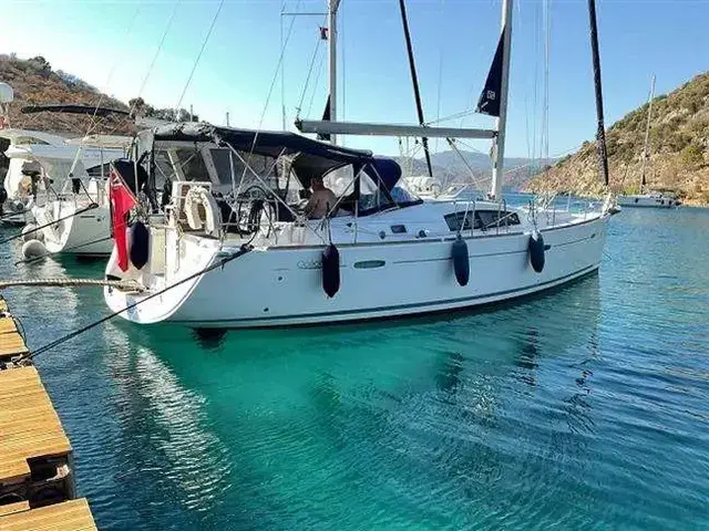 Beneteau Oceanis 43