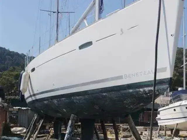 Beneteau Oceanis 43