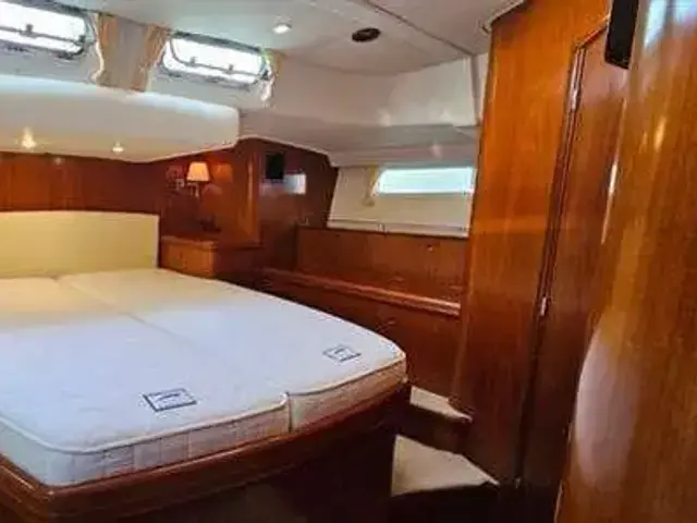 Beneteau Oceanis 57