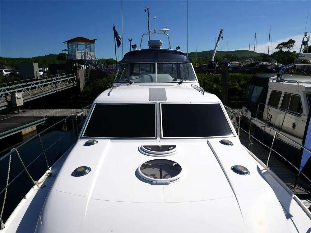 1998 Ocean 38