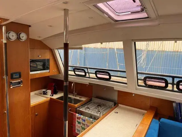 Wauquiez 55 Pilot Saloon