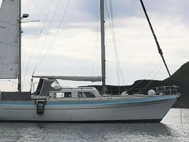 Moody 42 Ketch