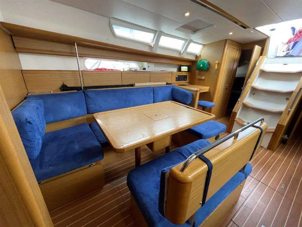 2009 Jeanneau sun odyssey 44i