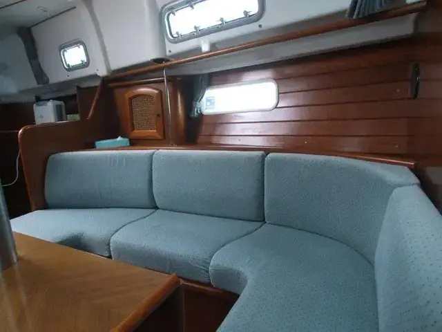 Beneteau Oceanis 36 Cc