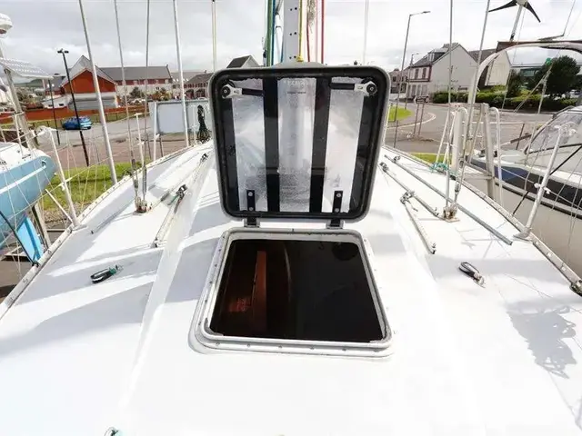 Sessa Marine OYSTER 35 SJ