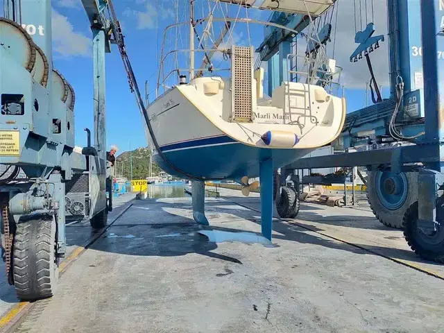 Beneteau Oceanis Clipper 393