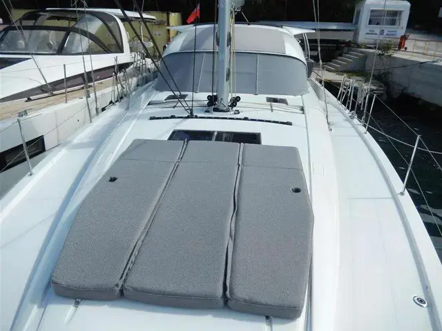 Jeanneau Yachts 55