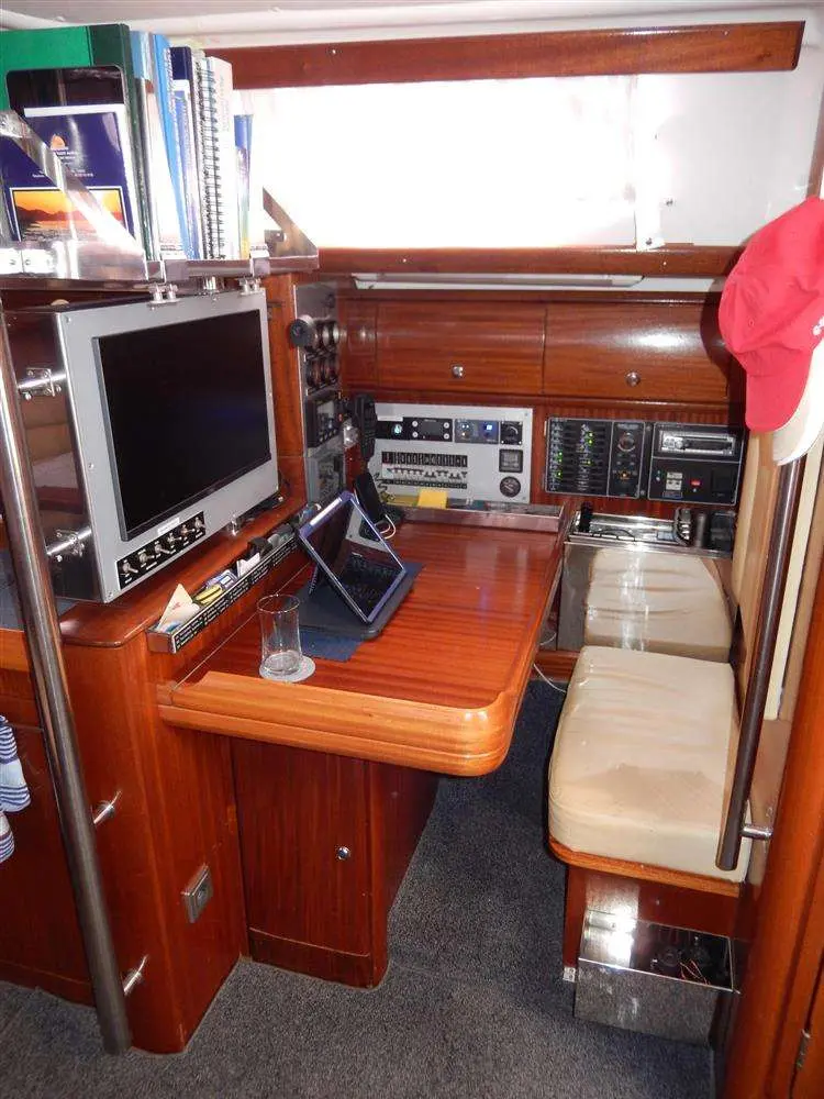 2004 Bavaria 49 cruiser