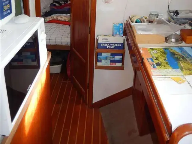 Freedom 35 Cat Ketch