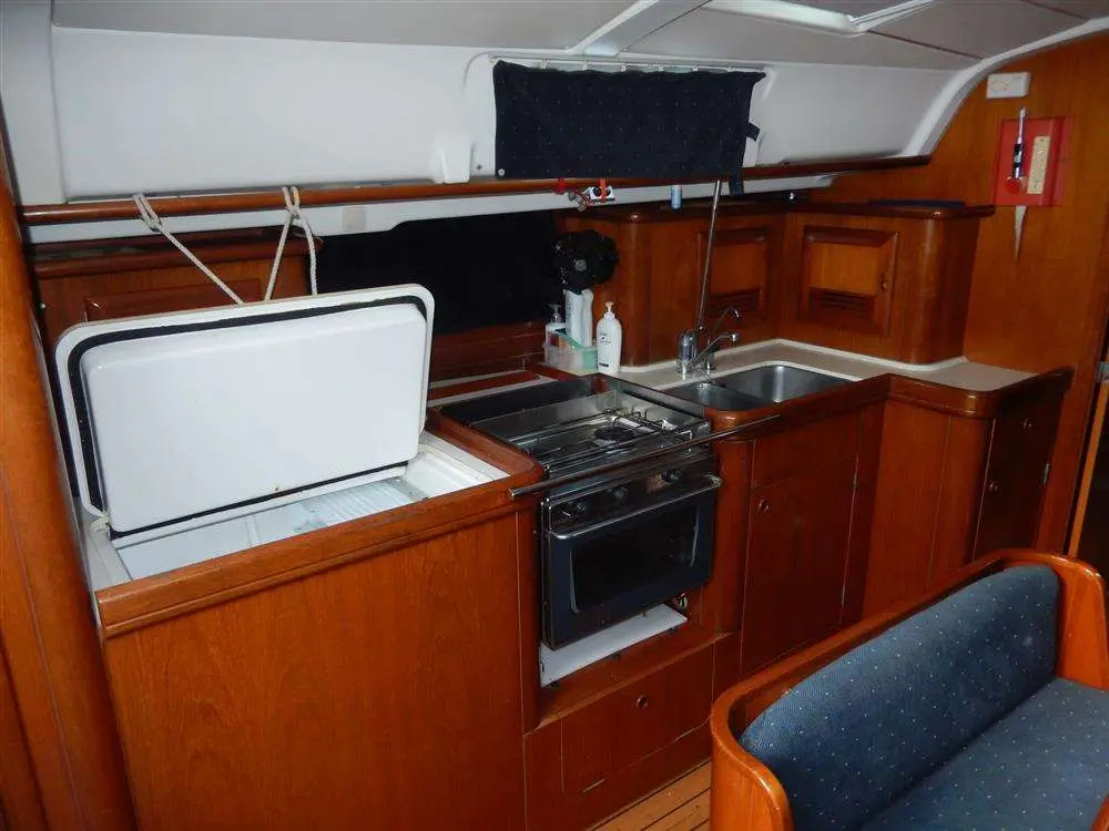 2000 Beneteau oceanis 411