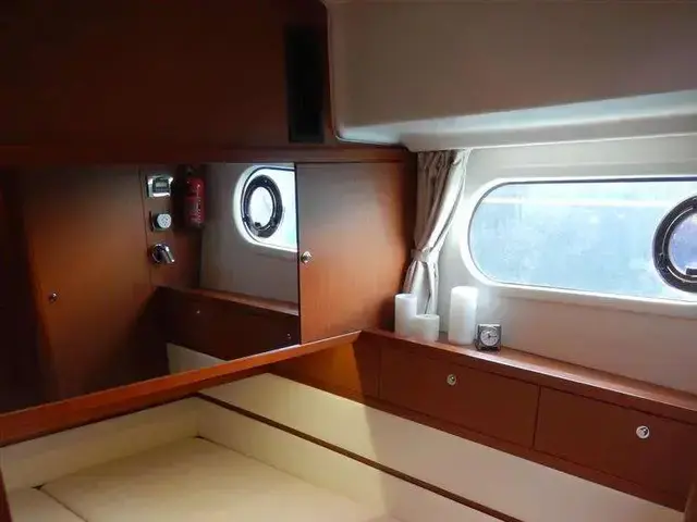 Beneteau Swift Trawler 44