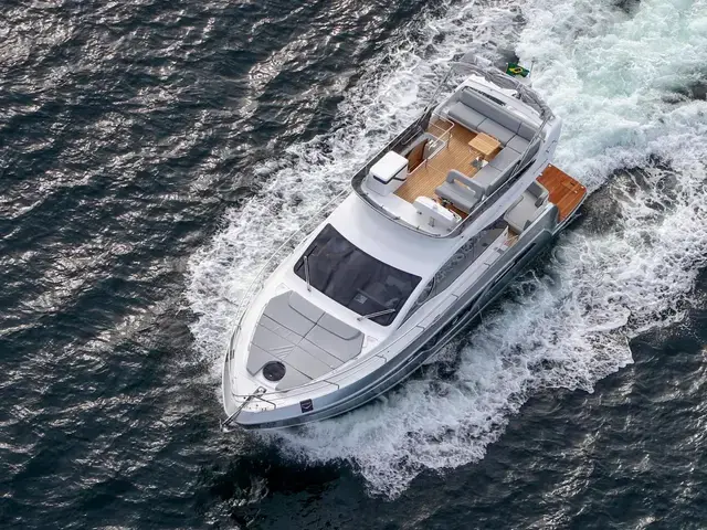 Schaefer 450 Flybridge