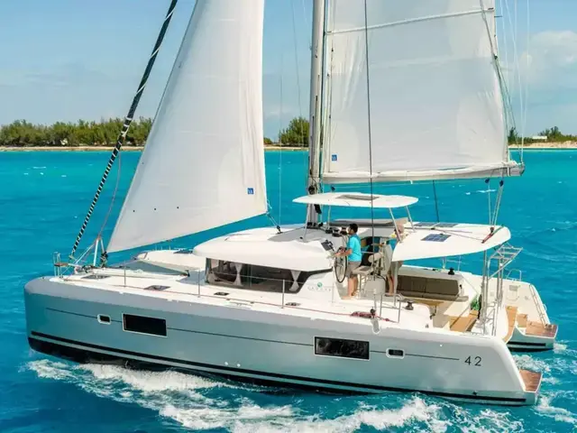 Lagoon 42