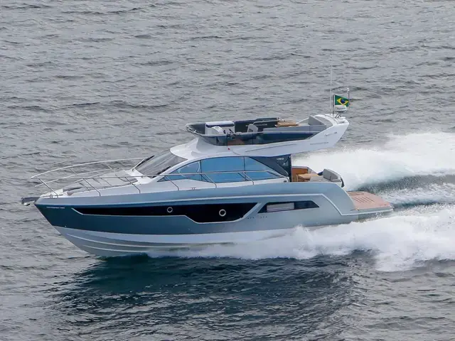 Schaefer 450 Flybridge