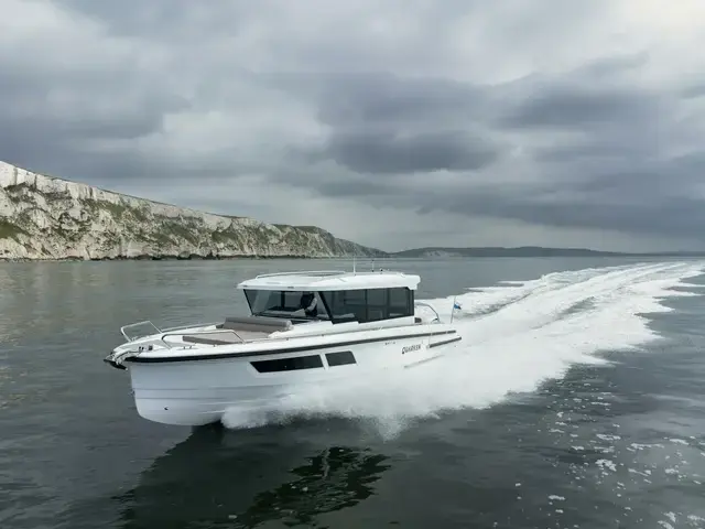 Quarken 35 Cabin Tourer