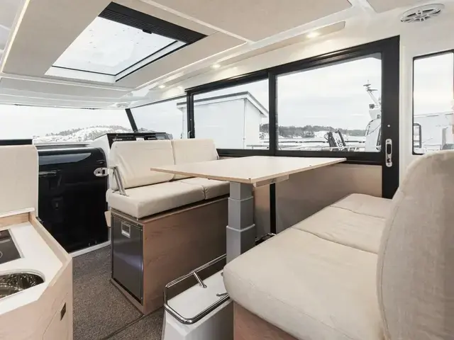 Quarken 35 Cabin Tourer