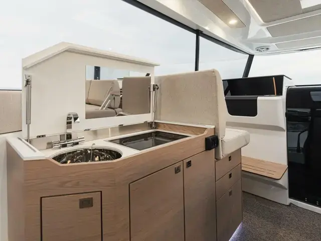 Quarken 35 Cabin Tourer