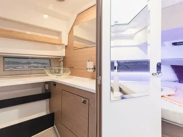 Quarken 35 Cabin Tourer