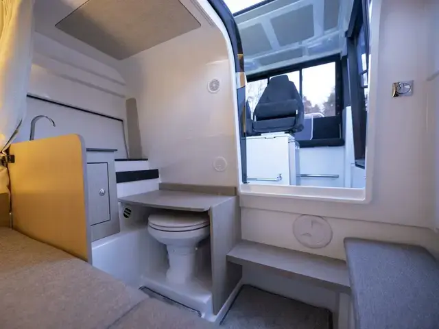 Quarken 27 Cabin