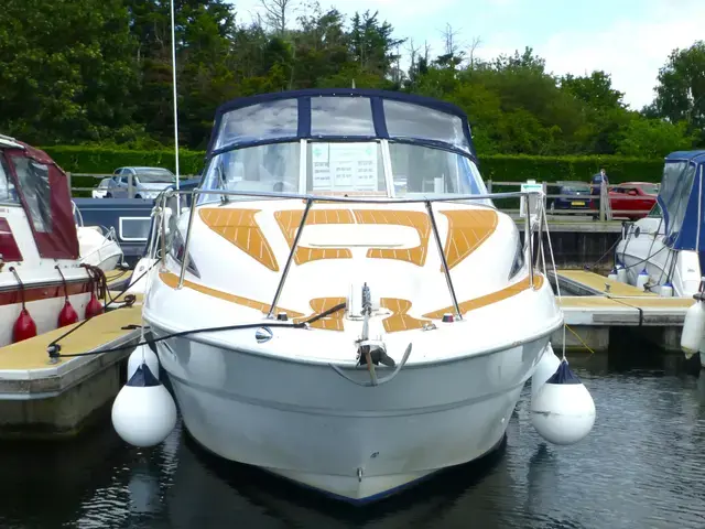 Bayliner Ciera 2655 Sunbridge