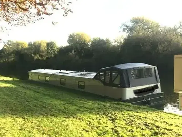 Collingwood Eurocruiser 65 x 12' 6 Widebeam