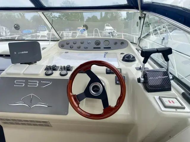 Sealine S37