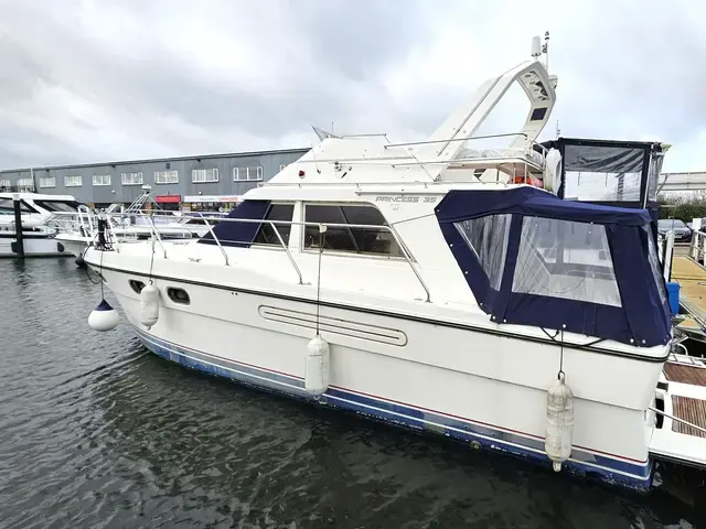 Princess 35 (Name to be retained)