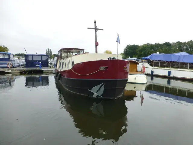 Classic RS Boats Replica Dutch Barge