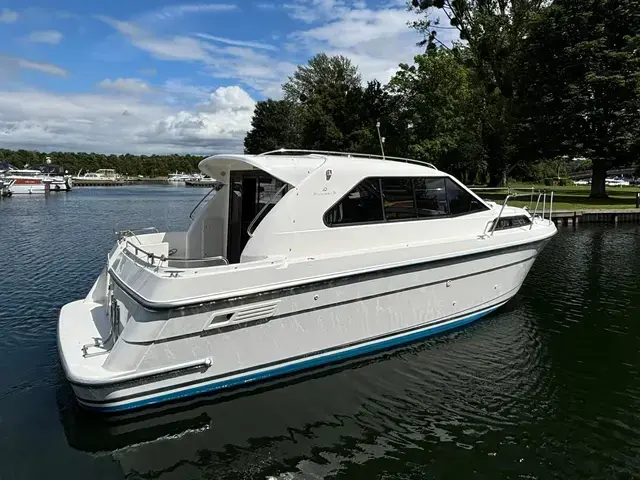 Motor Yacht Renaissance 31