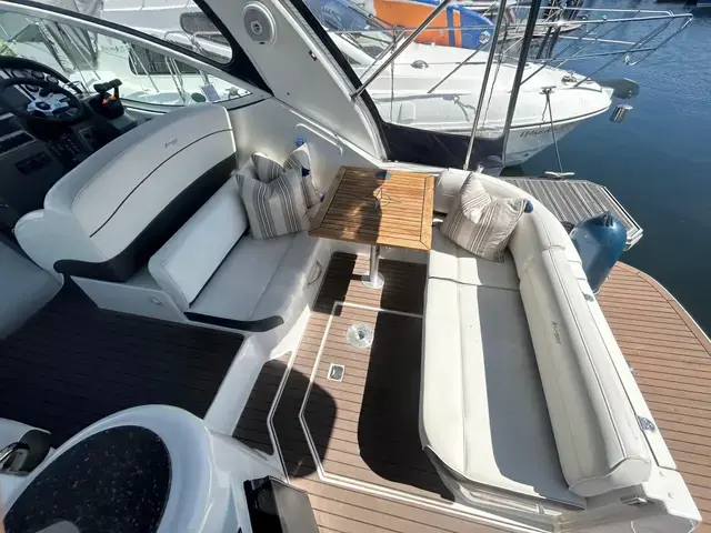 Cruisers Yachts 300 CXi Express