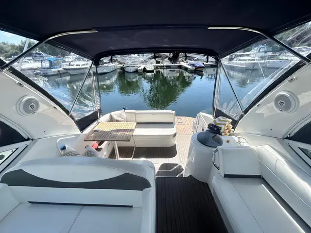 Cruisers Yachts 300 CXi Express