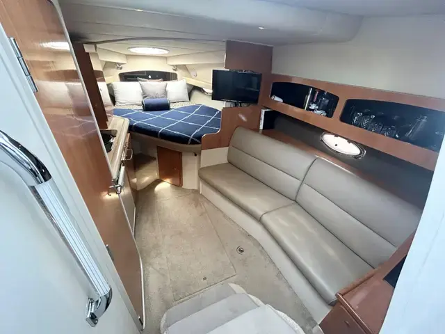 Cruisers Yachts 300 CXi Express