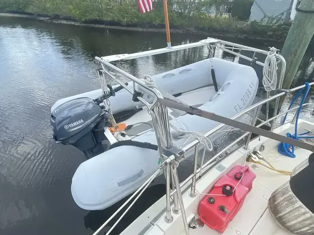 Sabre 36 Aft Cabin Trawler