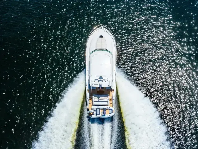 Tiara Yachts C44 Coupe