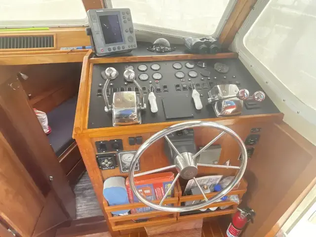 Sabre 36 Aft Cabin Trawler