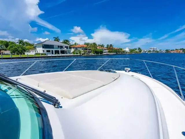 Tiara Yachts C44 Coupe