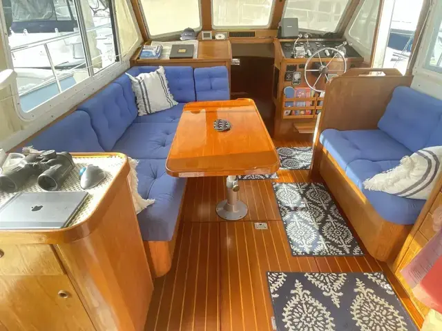 Sabre 36 Aft Cabin Trawler