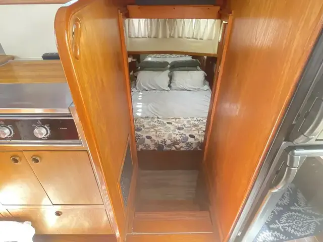 Sabre 36 Aft Cabin Trawler